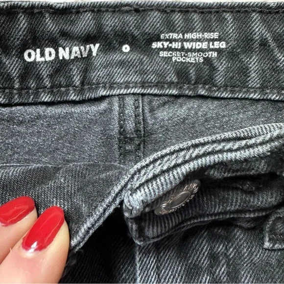 Women’s Old Navy Sky-Hi Wide Leg Black Jeans 0 - Picture 3 of 3